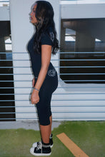 Load image into Gallery viewer, WB SCRIPT BLACK CAPRI SET
